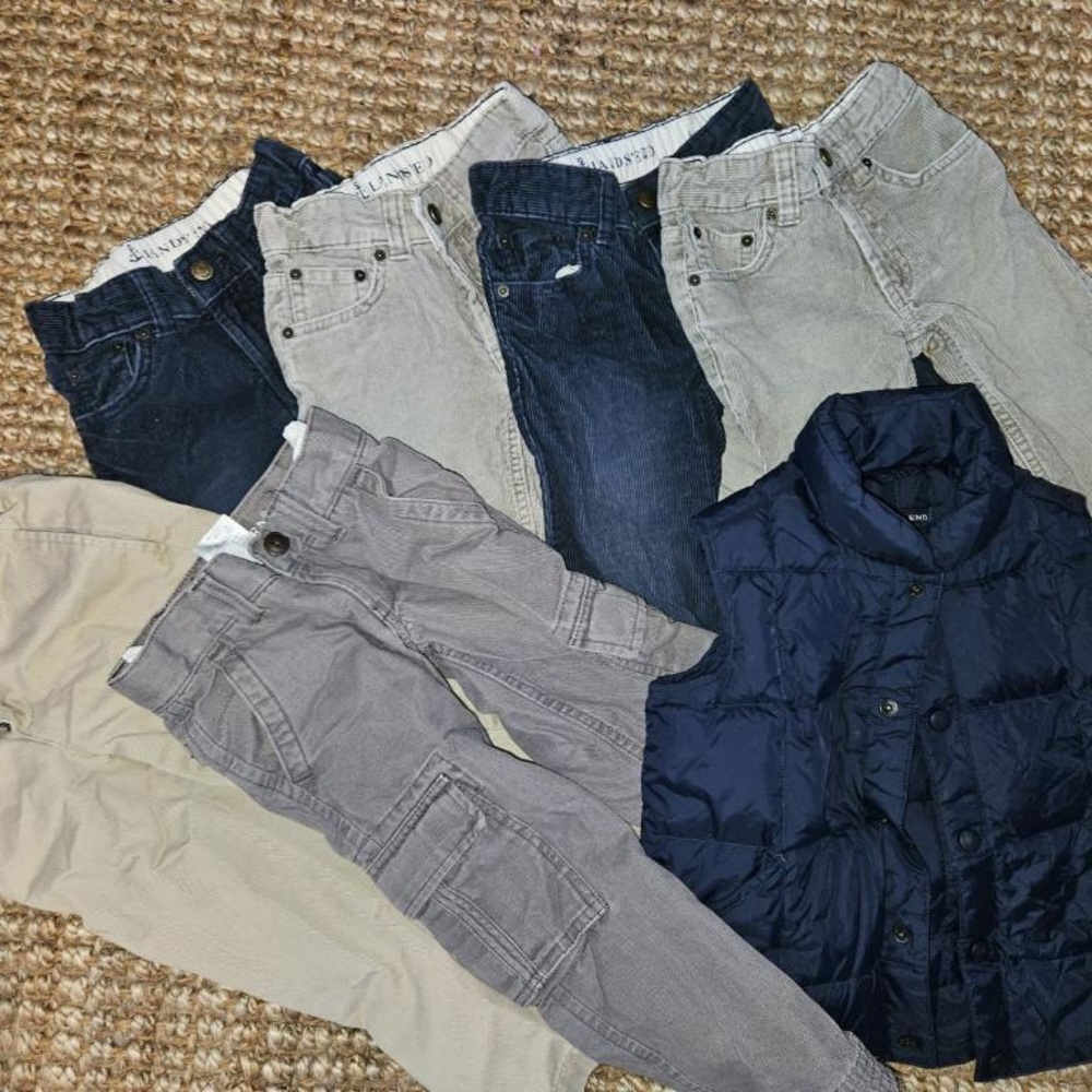 7 pieces. Boys 5T Lands’ End Corduroy (4), Cargo (1), Khaki (1), puff Vest(1).
